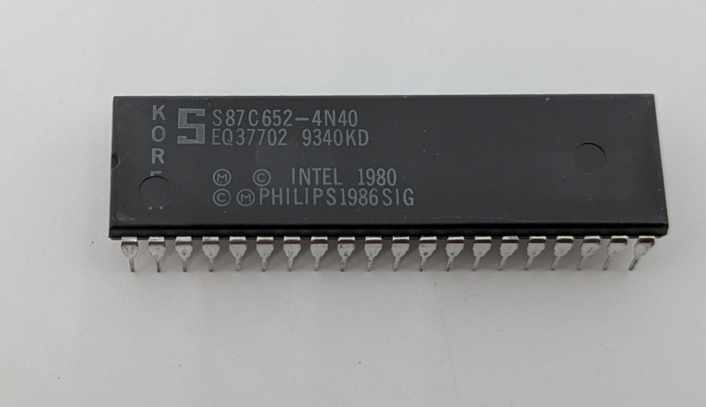 S87C652-4N40