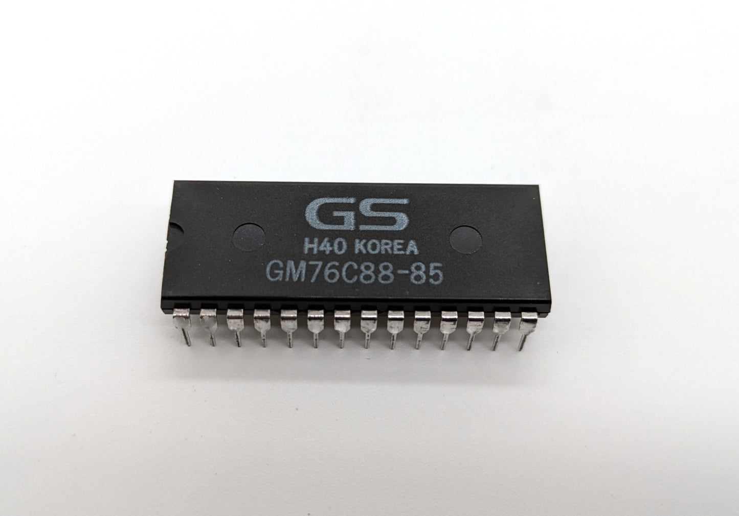 GM76C88-85