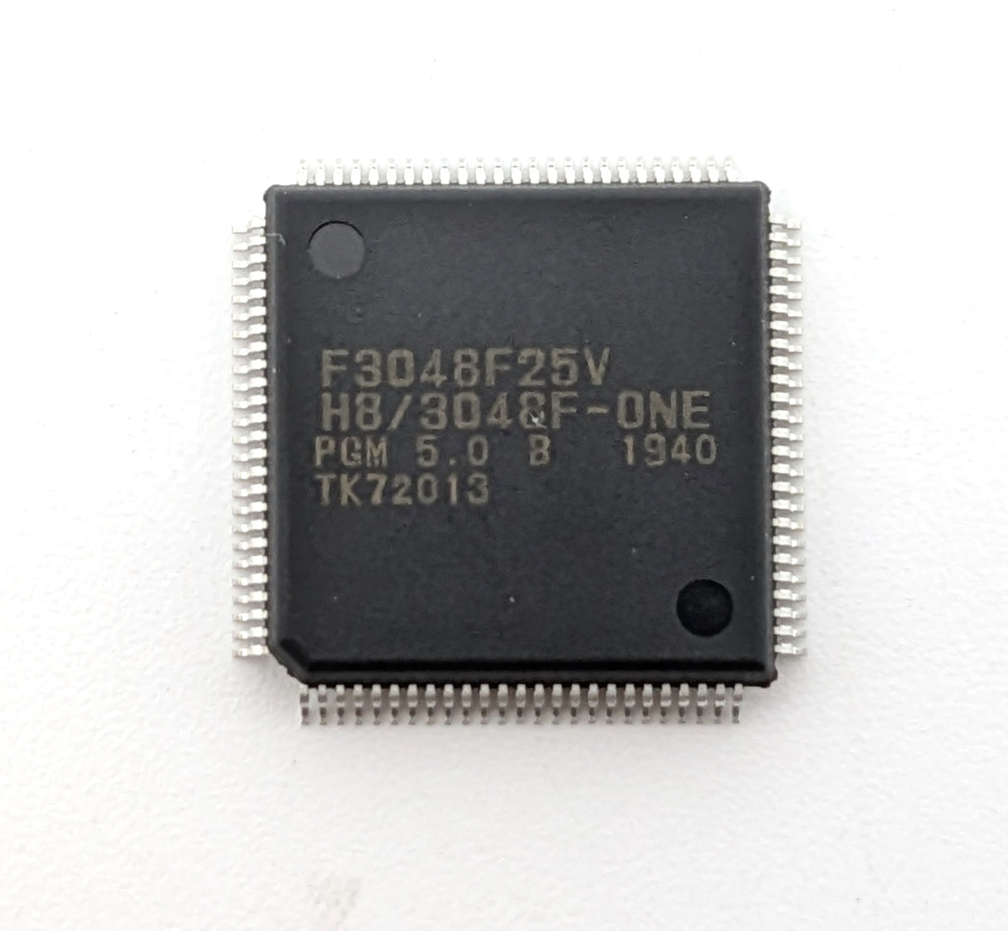 HD64F3048F25V