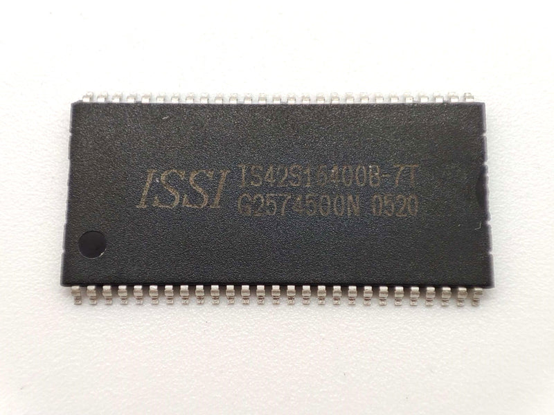 IS42S16400B-7T