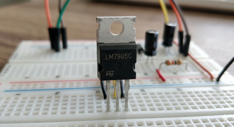 LM7805C