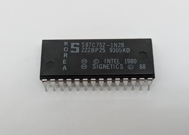 S87C752-1N28